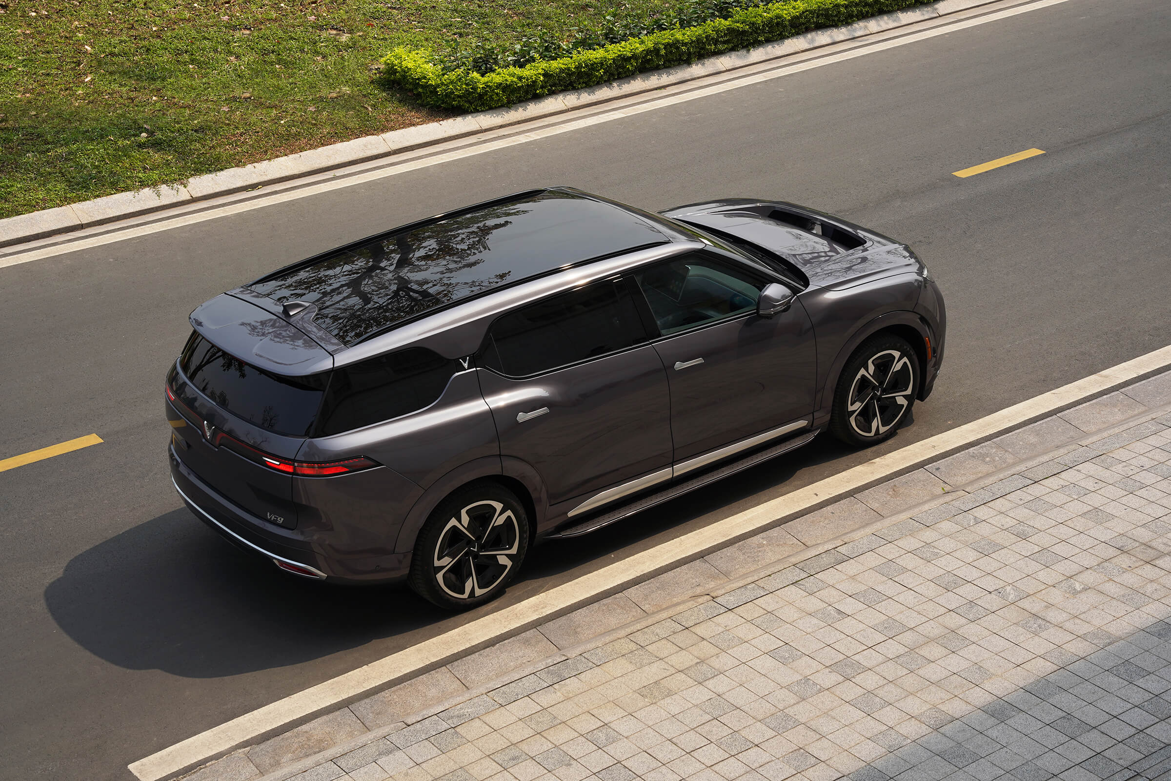 VinFast VF9